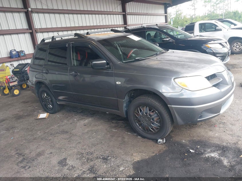 2006 Mitsubishi Outlander VIN JA4LX31FX6U051269 IAAI salvage auction — NORMAL WEAR, Clear (Florida), sold $25 on 2026-07-28 (photo 1)