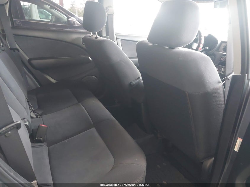 2006 Mitsubishi Outlander VIN JA4LX31FX6U051269 IAAI salvage auction — NORMAL WEAR, Clear (Florida), sold $25 on 2026-07-28 (photo 8)