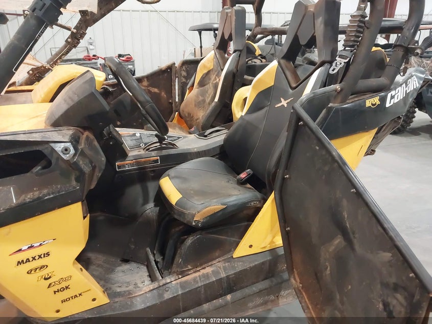 2015 Can-am/ brp Maverick VIN 3JBPWAP23FJ000210 IAAI salvage auction — LEFT REAR, Salvage Title, sold $3,000 on 2026-09-02 (photo 9)