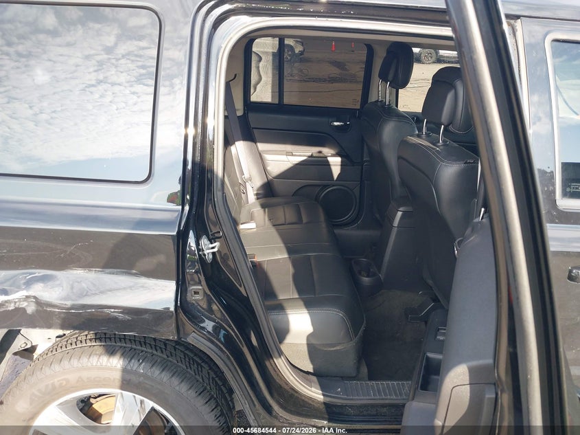 2017 Jeep Liberty (patriot) VIN 1C4NJRFB2HD151894 IAAI salvage auction — RIGHT REAR, Wait Title, sold $925 on 2026-08-21 (photo 7)