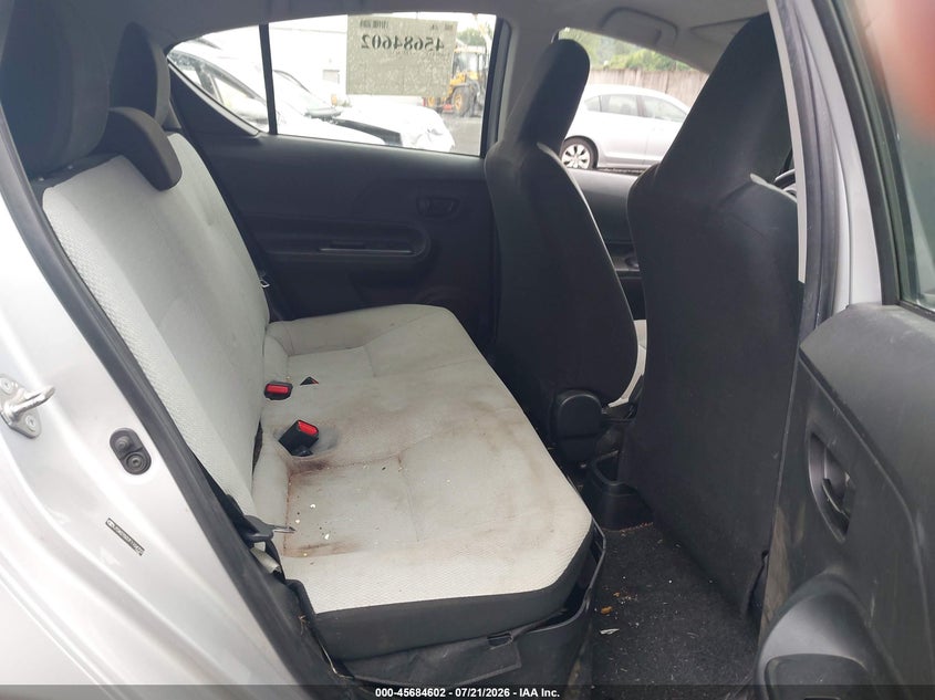 2015 Toyota Prius c VIN JTDKDTB37F1104722 IAAI salvage auction — NORMAL WEAR, Clear (Pennsylvania), sold $625 on 2026-07-28 (photo 8)