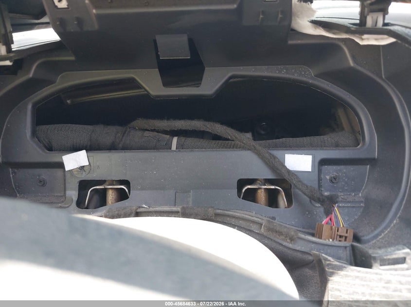 2019 Ram 1500 VIN 1C6RREHT7KN604585 IAAI salvage auction — THEFT, Wait Title, sold $9,975 on 2026-09-02 (photo 7)
