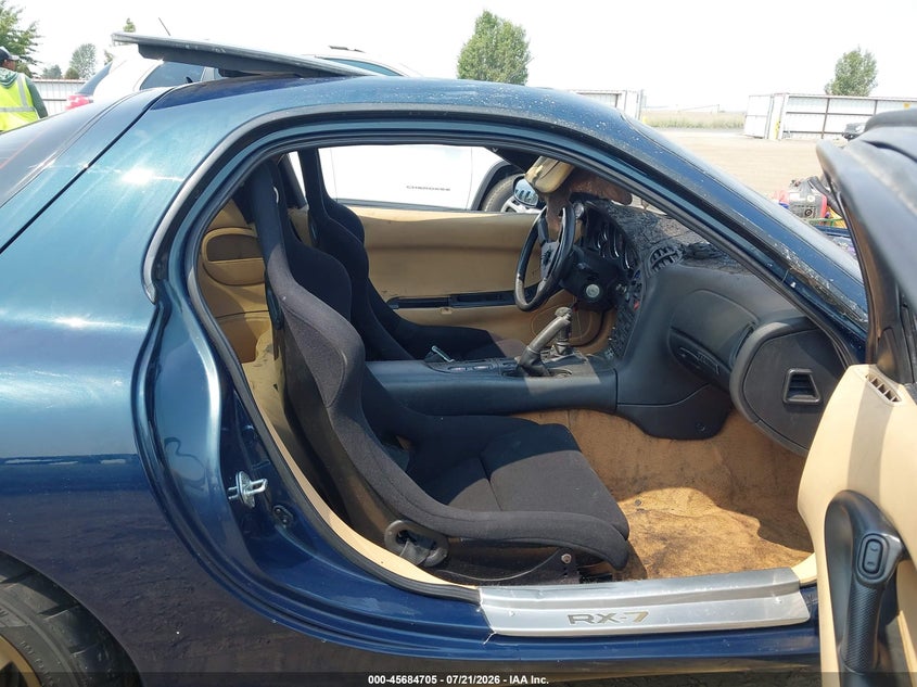 1993 Mazda Rx-7 VIN JM1FD3314P0209286 IAAI salvage auction — Burn Engine, Bill Of Sale (Washington), sold $25,250 on 2026-08-25 (photo 5)