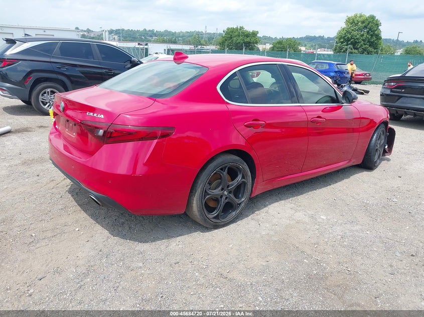 2017 Alfa romeo Giulia VIN ZARFAEEN0H7556312 IAAI salvage auction — FRONT END, Salvage Title, sold $1,000 on 2026-08-14 (photo 4)