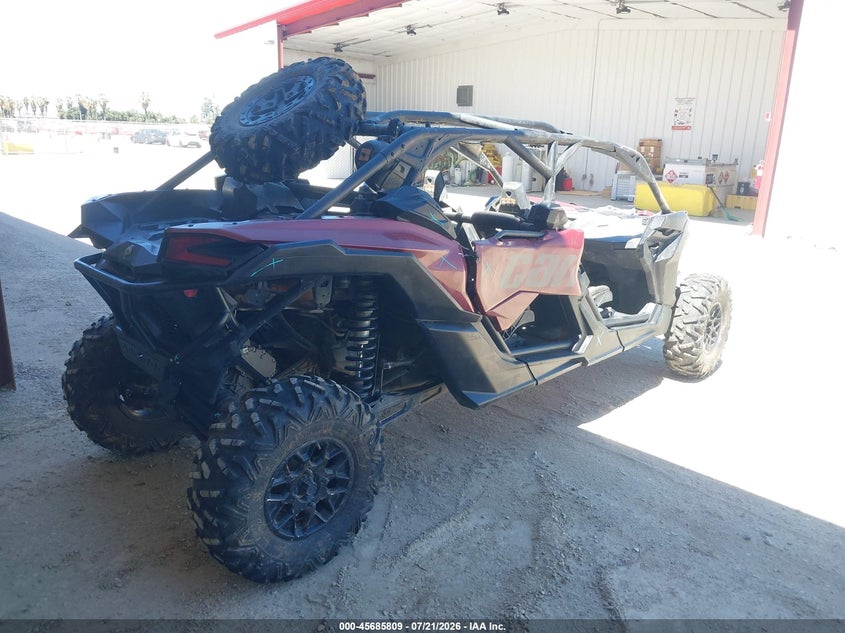 2018 Can-am/ brp Maverick VIN 3JBVEAW23JK000173 IAAI salvage auction — RIGHT SIDE, Salvage Title, sold $6,350 on 2026-08-18 (photo 4)