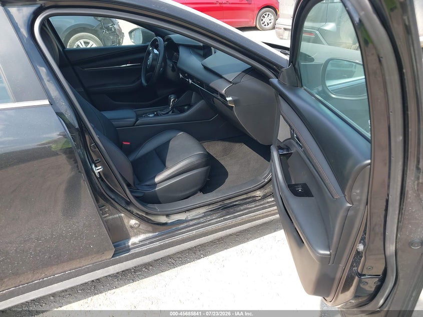 2024 Mazda 3 VIN JM1BPALM5R1714531 IAAI salvage auction — NORMAL WEAR, Enterprise Vehicles Clear Only (Michigan), sold $10,800 on 2026-07-26 (photo 5)