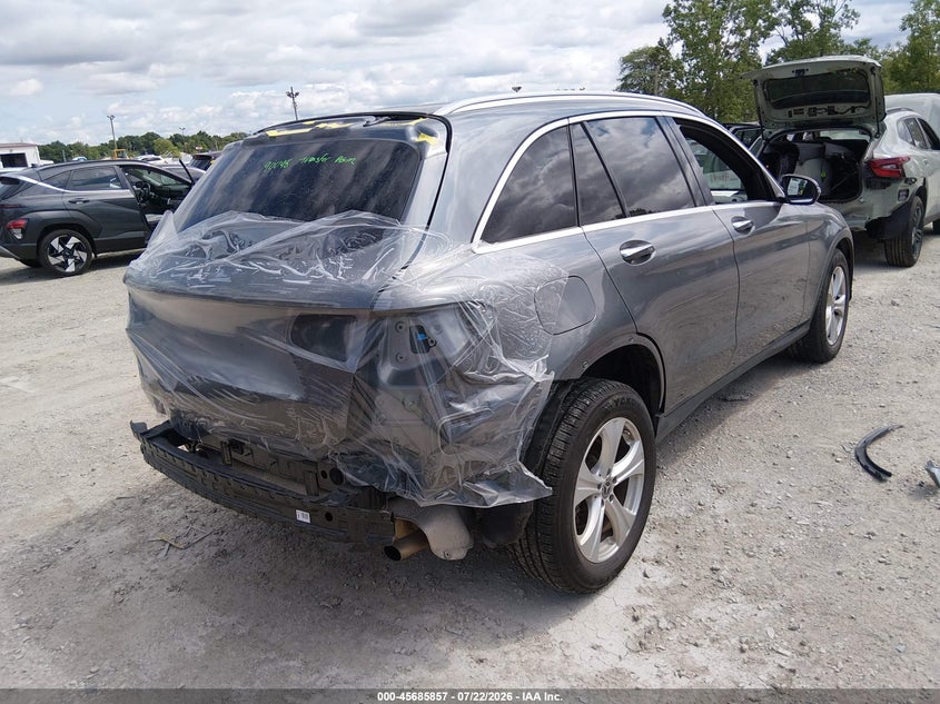 2018 Mercedes-benz Glc VIN WDC0G4JB7JV103983 IAAI salvage auction — REAR END, Salvage (Illinois), sold $7,900 on 2026-08-23 (photo 4)