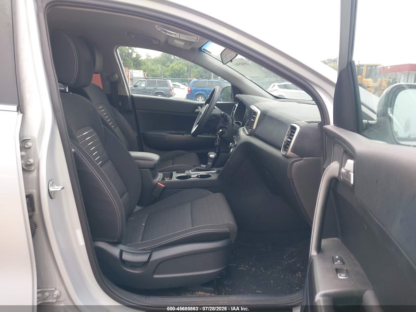 2021 Kia Sportage VIN KNDPMCAC4M7842754 IAAI salvage auction — NORMAL WEAR, Clear (Maryland), sold $425 on 2026-07-30 (photo 5)
