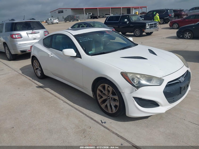 2013 Hyundai Genesis VIN KMHHT6KD3DU083057 IAAI salvage auction — NORMAL WEAR, Original (Texas), sold $300 on 2026-07-24 (photo 1)