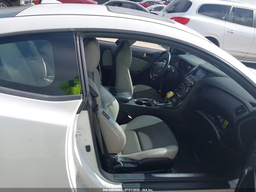 2013 Hyundai Genesis VIN KMHHT6KD3DU083057 IAAI salvage auction — NORMAL WEAR, Original (Texas), sold $300 on 2026-07-24 (photo 5)