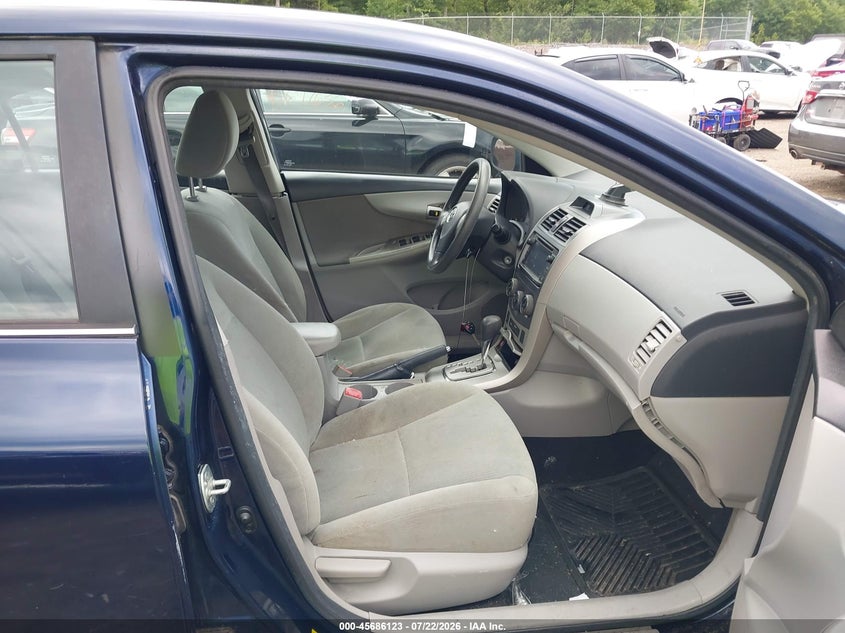 2013 Toyota Corolla VIN 5YFBU4EE4DP163142 IAAI salvage auction — NORMAL WEAR, Clear (Massachusetts), sold $1,300 on 2026-07-31 (photo 5)