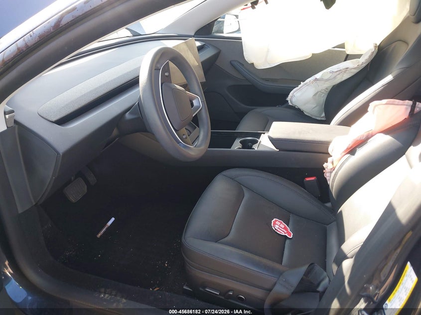 2025 Tesla Model 3 VIN 5YJ3E1EAXSF018886 IAAI salvage auction — SIDE, Wait Title, sold $13,900 on 2026-09-01 (photo 5)