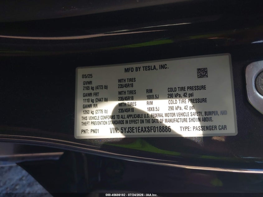 2025 Tesla Model 3 VIN 5YJ3E1EAXSF018886 IAAI salvage auction — SIDE, Wait Title, sold $13,900 on 2026-09-01 (photo 9)