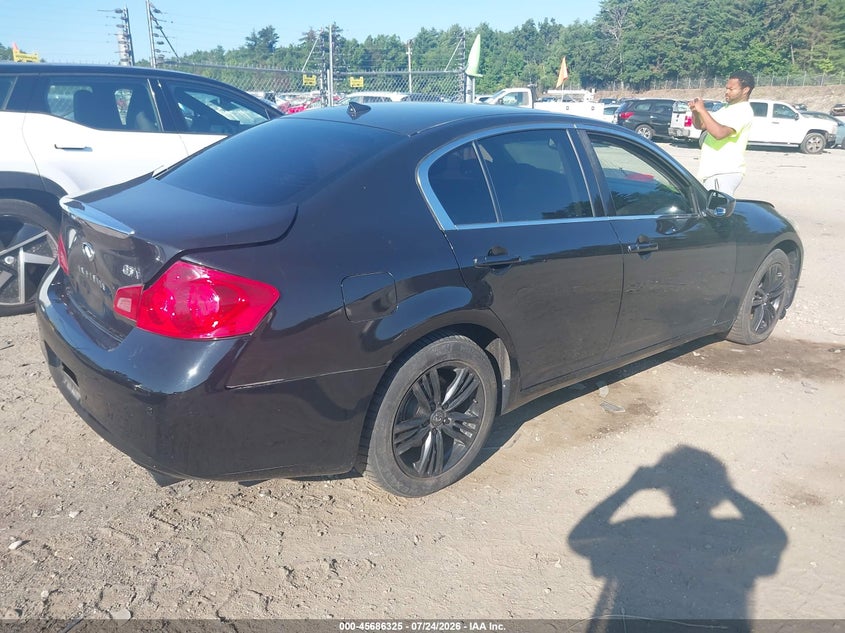 2012 Infiniti G37 VIN JN1CV6AR9CM971609 IAAI salvage auction — REAR END, Reconstructed (Massachusetts), sold $825 on 2026-07-31 (photo 4)