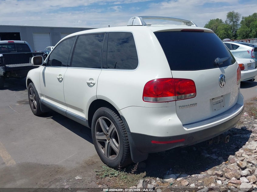 2004 Volkswagen Touareg VIN WVGCM67L84D021239 IAAI salvage auction — REAR END, Clear (Washington), sold $350 on 2026-08-06 (photo 3)