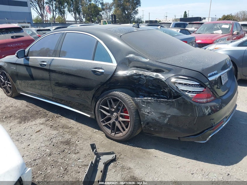 2019 Mercedes-benz VIN WDDUG8JB2KA440882 IAAI salvage auction — LEFT SIDE, Salvage Certificate (California), sold $30,150 on 2026-08-19 (photo 3)