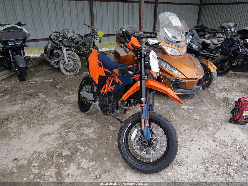 2026 Ktm VIN VBKLSX407TM786255 — IAAI salvage auction photo