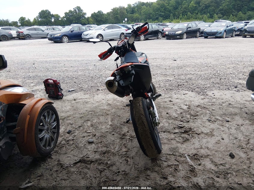 2026 Ktm VIN VBKLSX407TM786255 IAAI salvage auction — RIGHT SIDE, Salvage Title, sold $7,450 on 2026-10-06 (photo 6)