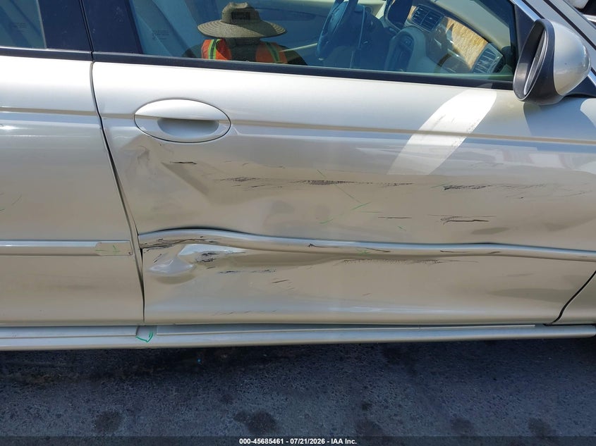 2007 Jaguar X type VIN SAJWA51A67WJ15710 IAAI salvage auction — RIGHT SIDE, Salvage (California), sold $25 on 2026-07-30 (photo 6)