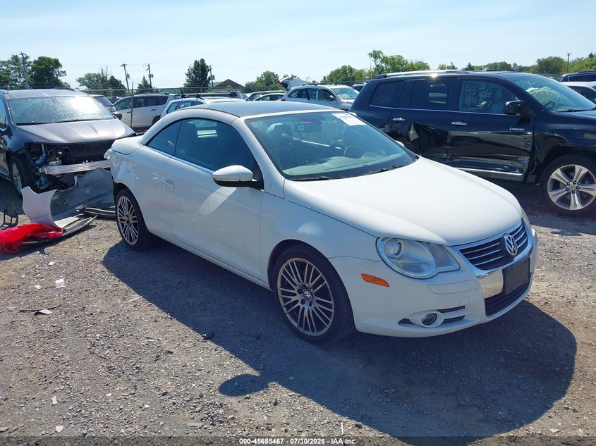 2011 Volkswagen Eos VIN WVWFW7AH2BV002599 IAAI salvage auction — REAR END, Salvage (Virginia), sold $1,450 on 2026-08-18 (photo 1)