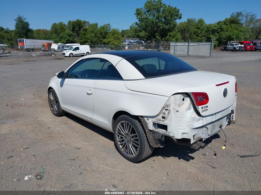 2011 Volkswagen Eos VIN WVWFW7AH2BV002599 IAAI salvage auction — REAR END, Salvage (Virginia), sold $1,450 on 2026-08-18 (photo 3)
