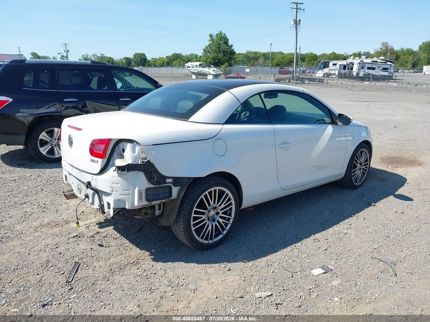 2011 Volkswagen Eos VIN WVWFW7AH2BV002599 IAAI salvage auction — REAR END, Salvage (Virginia), sold $1,450 on 2026-08-18 (photo 4)