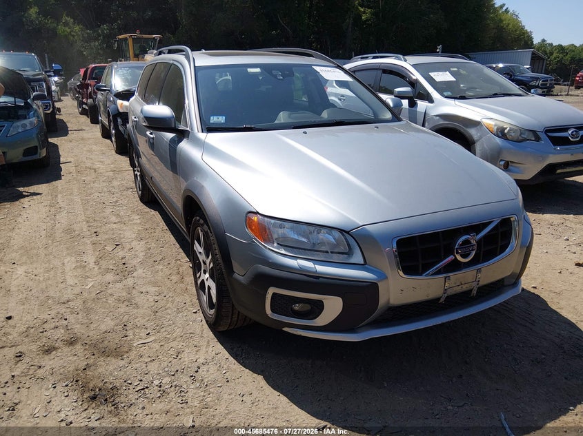 2013 Volvo Xc70 VIN YV4902BZ8D1162258 IAAI salvage auction — REAR END, Clear (Massachusetts), sold $1,700 on 2026-07-31 (photo 1)