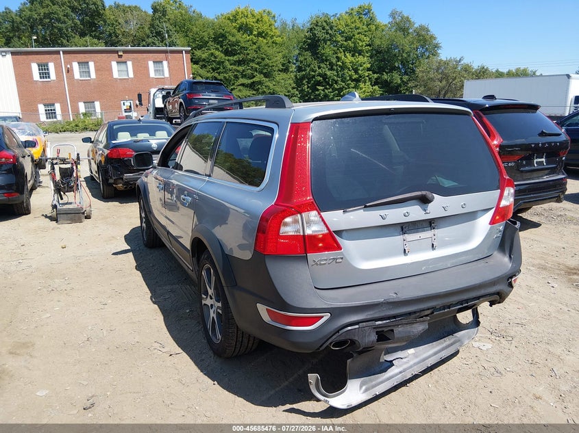 2013 Volvo Xc70 VIN YV4902BZ8D1162258 IAAI salvage auction — REAR END, Clear (Massachusetts), sold $1,700 on 2026-07-31 (photo 3)