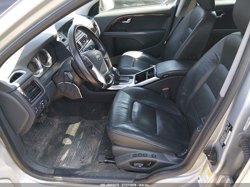 2013 Volvo Xc70 VIN YV4902BZ8D1162258 IAAI salvage auction — REAR END, Clear (Massachusetts), sold $1,700 on 2026-07-31 (photo 5)