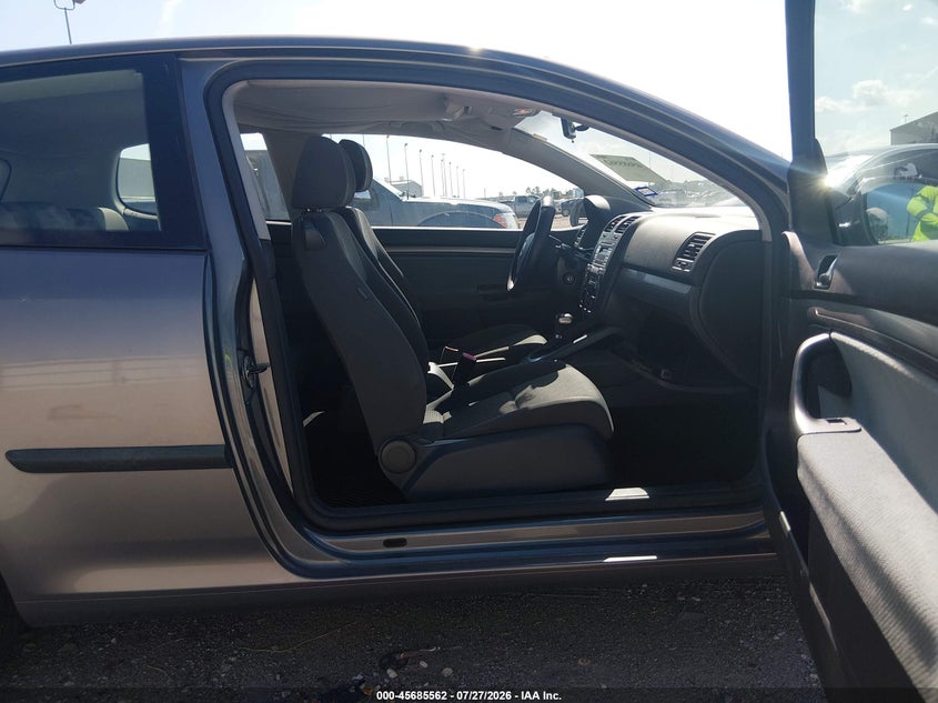 2008 Volkswagen Rabbit VIN WVWBA71K18W071067 IAAI salvage auction — NORMAL WEAR, Clear (Texas), sold $350 on 2026-07-30 (photo 5)