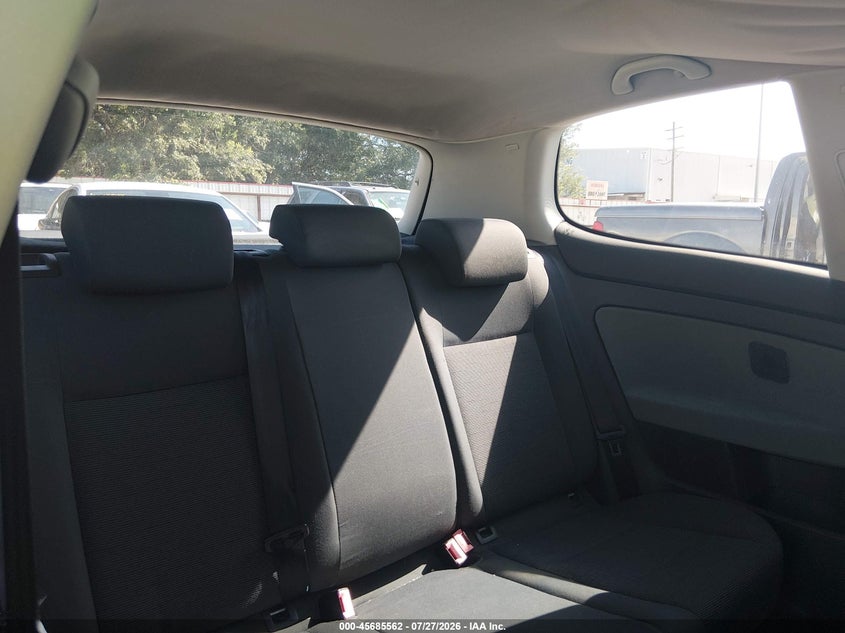 2008 Volkswagen Rabbit VIN WVWBA71K18W071067 IAAI salvage auction — NORMAL WEAR, Clear (Texas), sold $350 on 2026-07-30 (photo 8)
