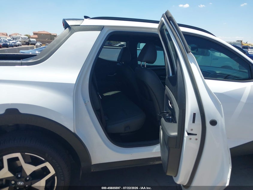 2023 Hyundai Santa cruz VIN 5NTJEDAF5PH057857 IAAI salvage auction — SIDE, Salvage Title, sold $6,800 on 2026-08-03 (photo 8)