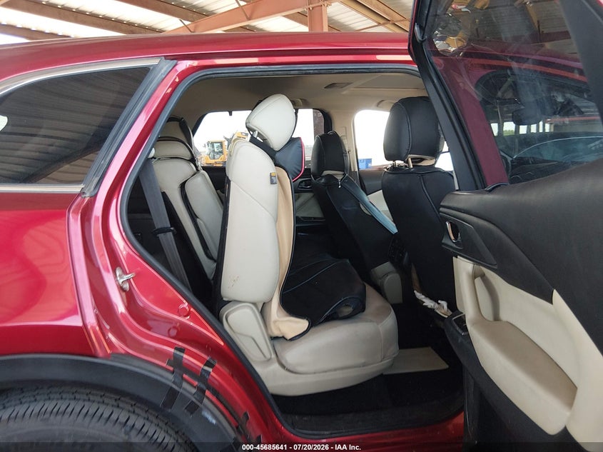 2018 Mazda Cx-9 VIN JM3TCACY0J0205757 IAAI salvage auction — NORMAL WEAR, Clear-Dealer Only (Arizona), sold $25 on 2026-07-28 (photo 8)