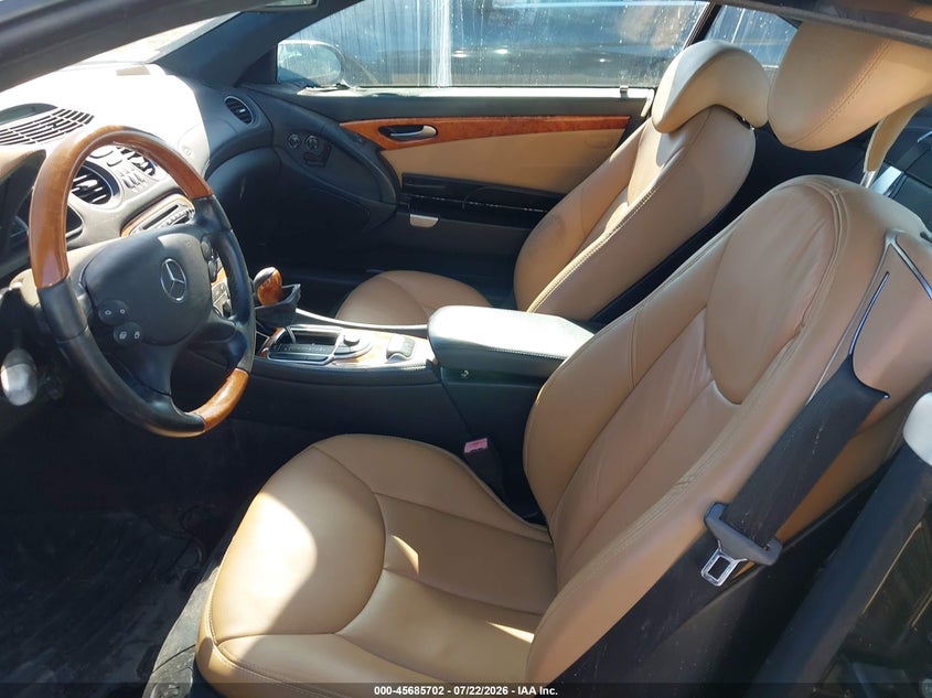 2004 Mercedes-benz Sl-class VIN WDBSK75FX4F076089 IAAI salvage auction — NORMAL WEAR, Clear - Dealer Only (California), sold $50 on 2026-07-29 (photo 8)