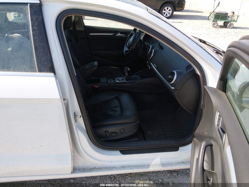 2015 Audi A3 VIN WAUEFGFF4F1112177 IAAI salvage auction — NORMAL WEAR, Clear (Illinois), sold $450 on 2026-07-28 (photo 5)