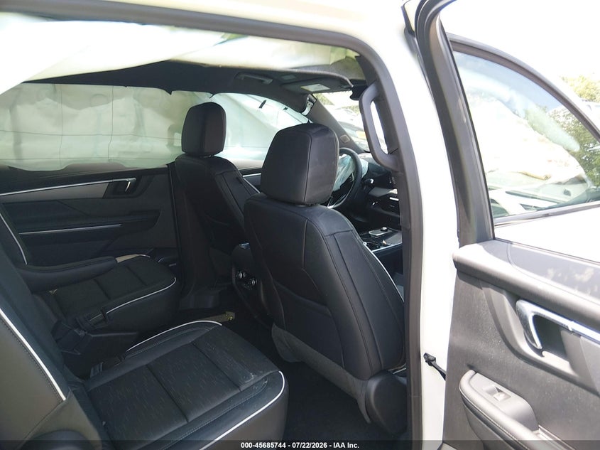 2026 Buick Enclave VIN 5GAEVBKS9TJ384572 IAAI salvage auction — LEFT FRONT, Salvage Title, sold $15,250 on 2026-08-25 (photo 8)