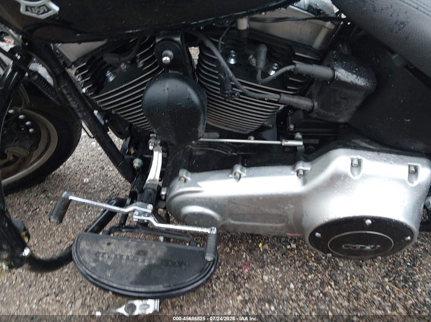 2016 Harley-davidson Fat boy VIN 1HD1JNV12GC015123 IAAI salvage auction — REAR END, Wait Title, sold $2,350 on 2026-09-11 (photo 9)