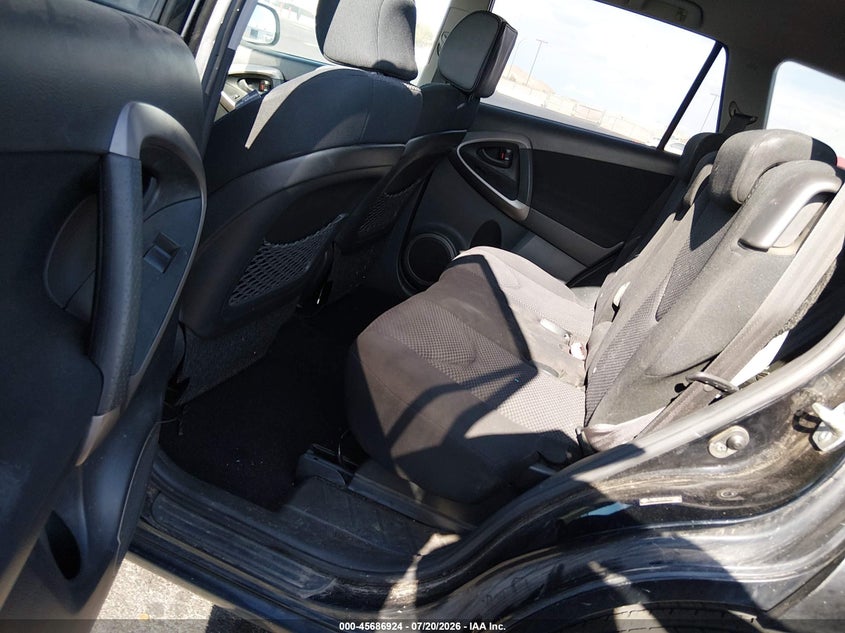 2007 Toyota Rav4 VIN JTMBK32V576022886 IAAI salvage auction — NORMAL WEAR, Clear (California), sold $775 on 2026-07-31 (photo 8)
