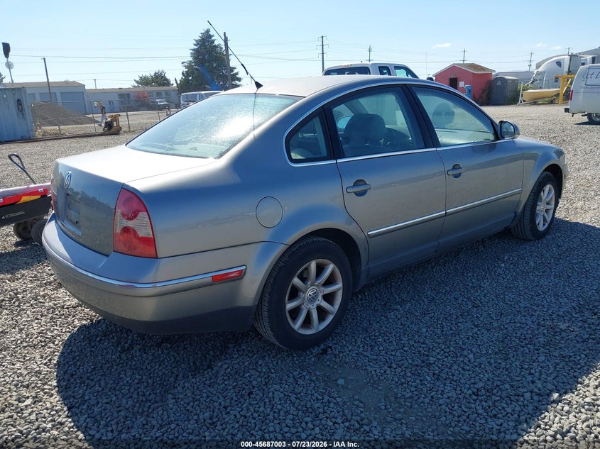 2004 Volkswagen Passat VIN WVWPD63B34P249778 IAAI salvage auction — NORMAL WEAR, Clear - Public Restricted (Oregon), sold $175 on 2026-08-03 (photo 4)