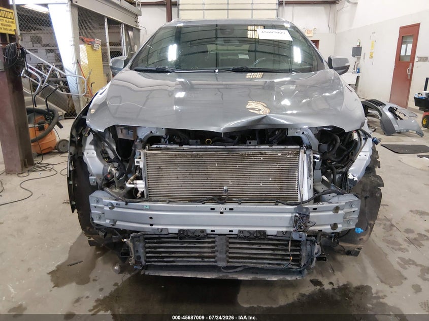 2022 Cadillac Xt5 VIN 1GYKNAR40NZ136051 IAAI salvage auction — FRONT END, Salvage Title, sold $5,425 on 2026-09-08 (photo 6)
