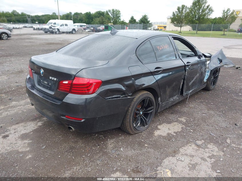 2015 BMW 5er VIN WBA5B3C5XFD545467 IAAI salvage auction — LEFT & RIGHT, Salvage Title, sold $50 on 2026-08-15 (photo 4)