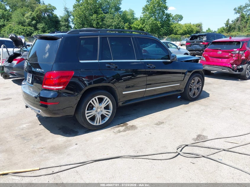 2014 Mercedes-benz VIN WDCGG0EB6EG321201 IAAI salvage auction — FRONT END, Salvage Title, sold $1,800 on 2026-08-13 (photo 4)