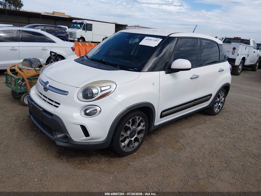 2014 Fiat 500l VIN ZFBCFADH7EZ003971 IAAI salvage auction — NORMAL WEAR, Clear - Dealer Only (California), sold $25 on 2026-07-29 (photo 2)