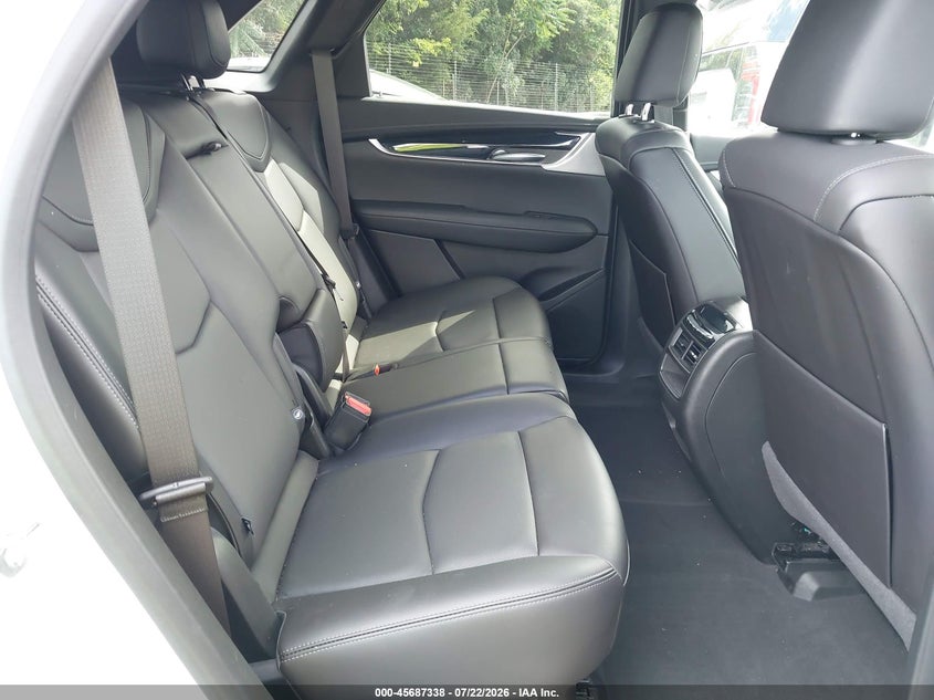 2024 Cadillac Xt5 VIN 1GYKNCRS5RZ732238 IAAI salvage auction — RIGHT SIDE, Salvage (North Carolina), sold $12,600 on 2026-08-02 (photo 8)