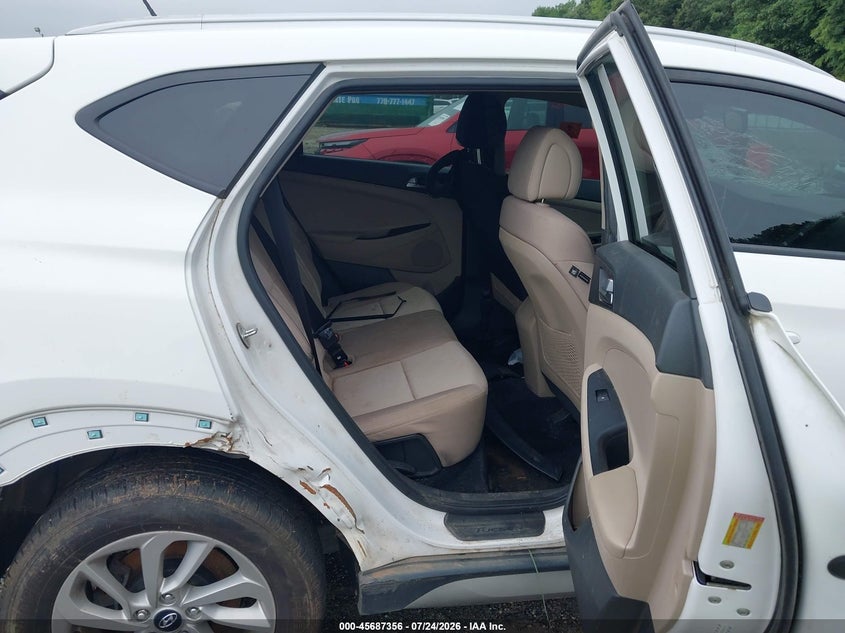 2017 Hyundai Tucson VIN KM8J3CA43HU386573 IAAI salvage auction — SIDE, Salvage Title, sold $2,250 on 2026-09-10 (photo 8)