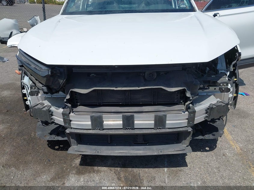 2024 Honda Cr-v VIN 7FARS6H94RE012873 IAAI salvage auction — VANDALISM, Wait Title, sold $12,600 on 2026-08-22 (photo 6)
