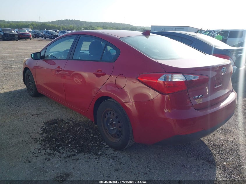 2015 Kia Forte VIN KNAFX4A6XF5421703 IAAI salvage auction — NORMAL WEAR, Clear (Kansas), sold $50 on 2026-07-28 (photo 3)
