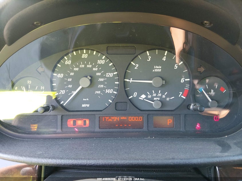 2005 BMW 3 series VIN WBABW33465PL38926 IAAI salvage auction — NORMAL WEAR, Original (Texas), sold $550 on 2026-08-17 (photo 7)