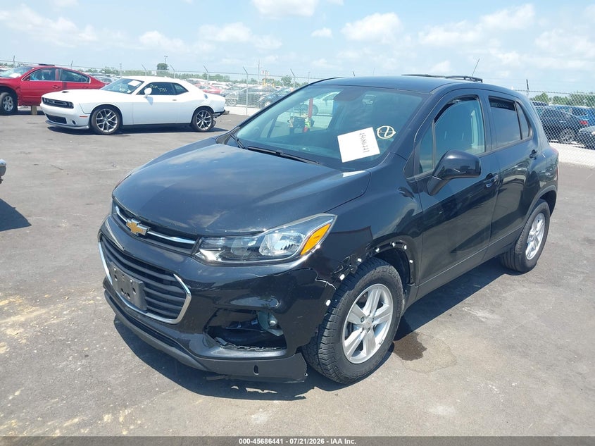 2021 Chevrolet Trax VIN KL7CJKSB8MB314085 IAAI salvage auction — LEFT FRONT, Salvage Title, sold $1,000 on 2026-08-26 (photo 2)