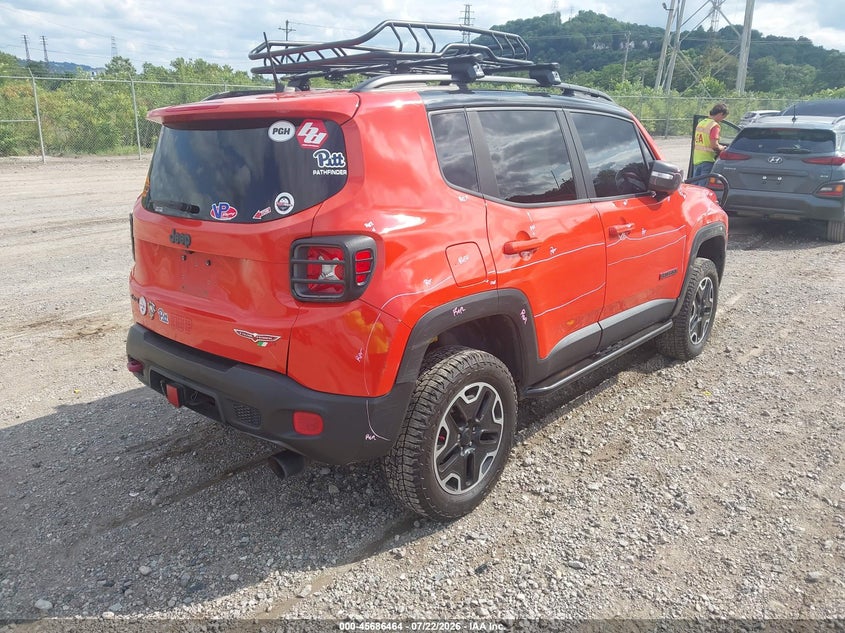 2017 Jeep Renegade VIN ZACCJBCB1HPG38346 IAAI salvage auction — RIGHT FRONT, Wait Title, sold $3,250 on 2026-08-18 (photo 4)
